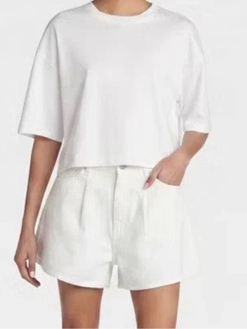 KBB by KAHLANA NWT White Durable Denim pleated Shorts